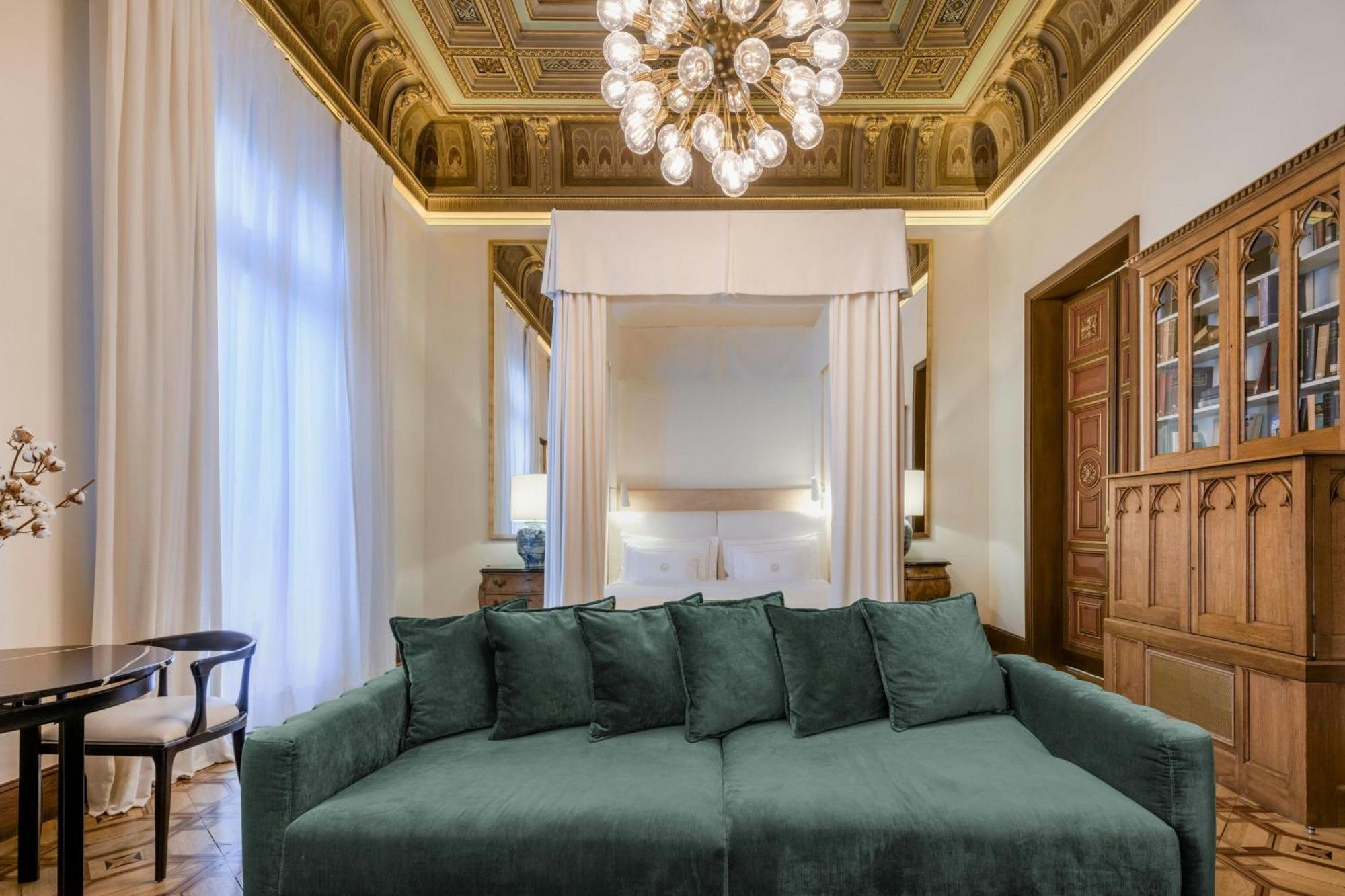 Cotton House Hotel, Autograph Collection Hotel 5*